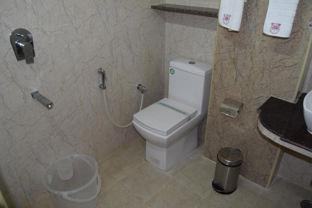 Thiviyam Airport Hotel Chennai Extérieur photo