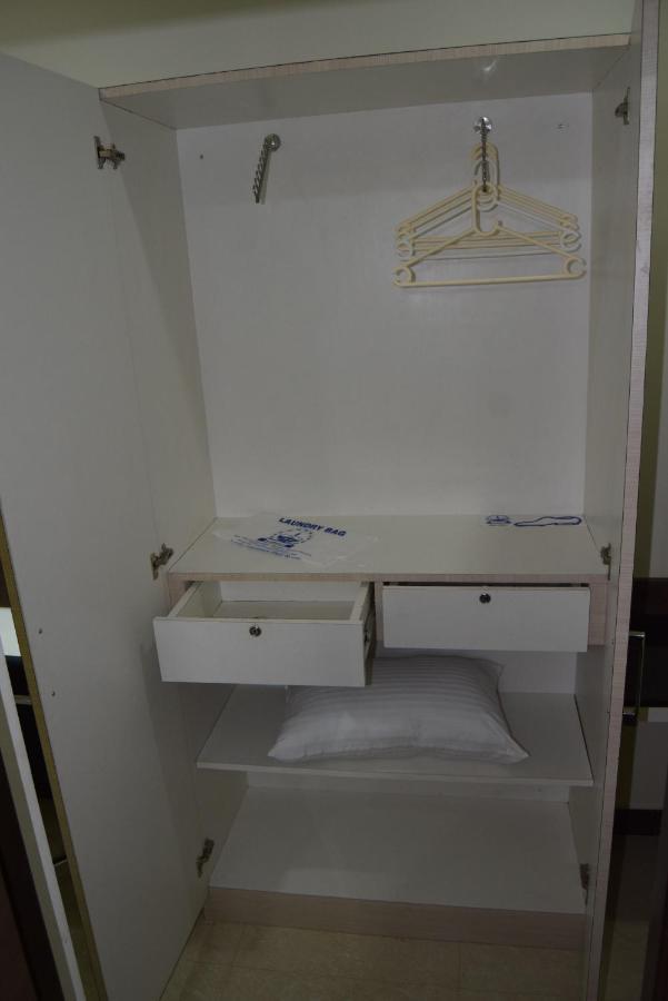 Thiviyam Airport Hotel Chennai Extérieur photo