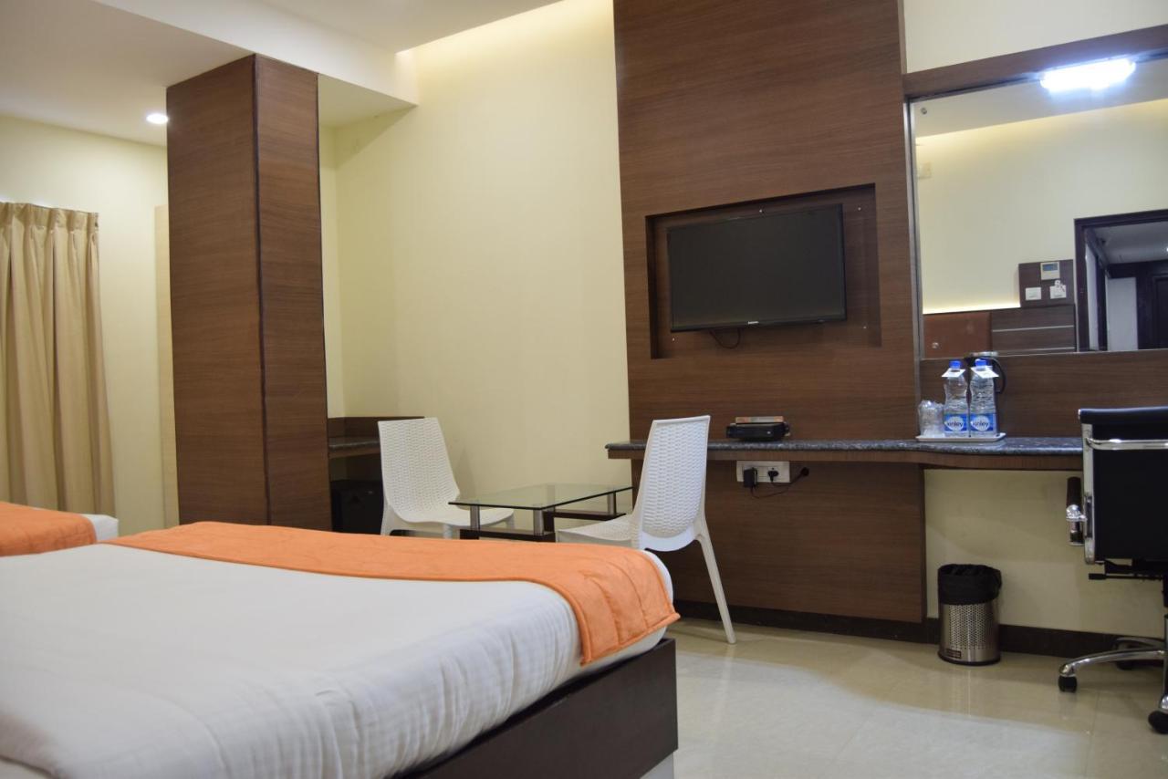 Thiviyam Airport Hotel Chennai Extérieur photo